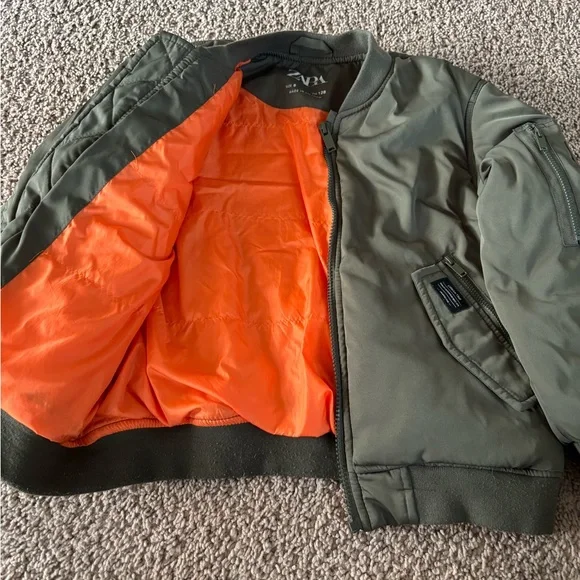 Boys Zara Bomber Jacket (8 years) - Picture 2 of 3